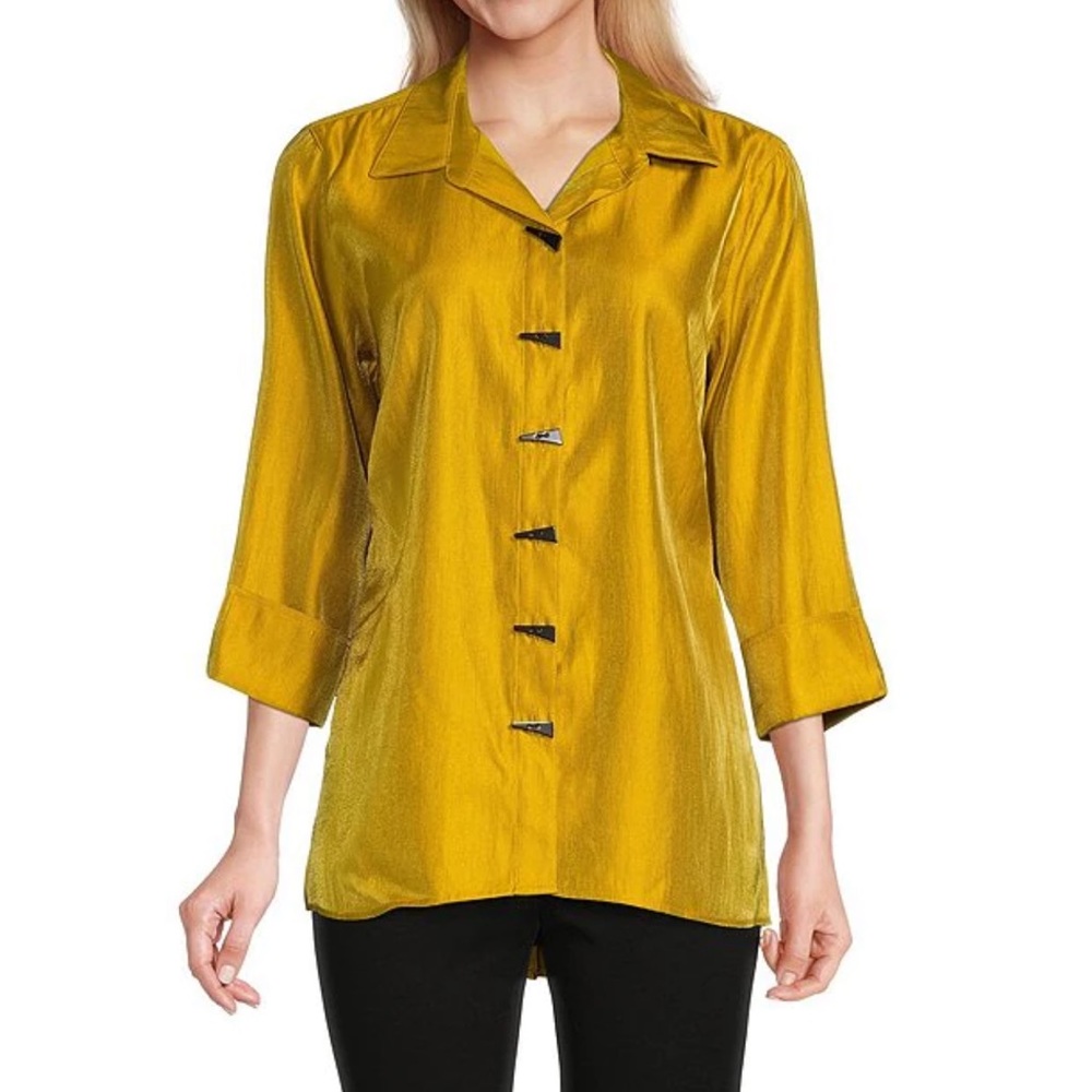 Multiple Solid Woven 3/4 Turn Up Cuff Sleeve Button Front High-Low Shimmer Top - Picture 3 of 4